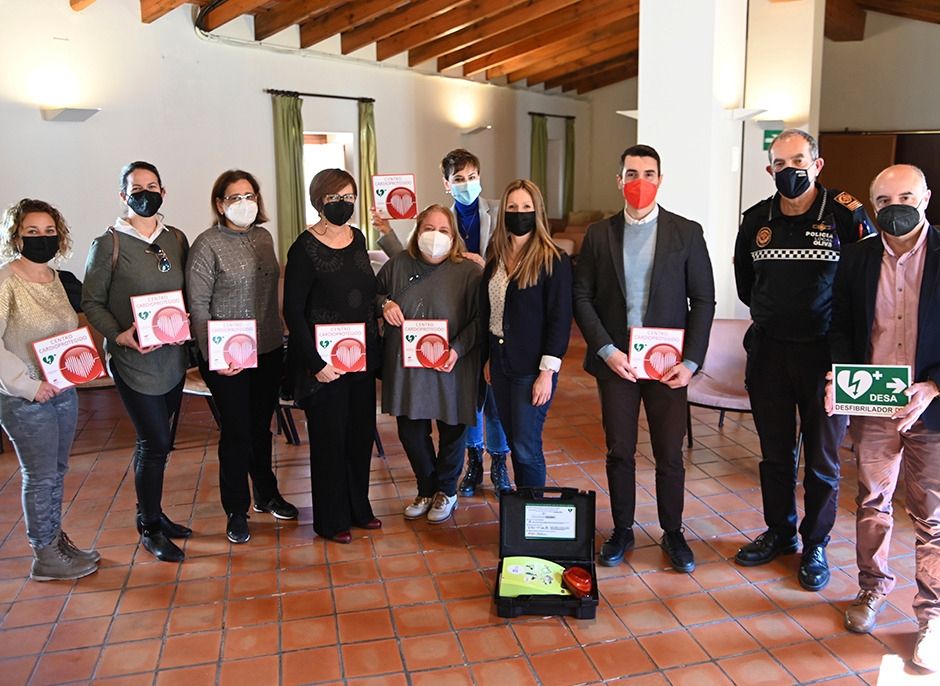 El ayuntamiento valenciano de Oliva refuerza la cardioprotección de sus vecinos con 10 nuevos desfibriladores