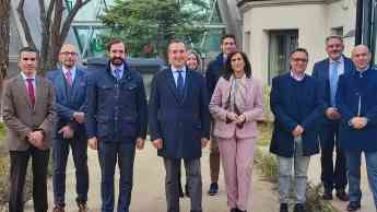 Ribaroja se convierte en el primer municipio valenciano con una cátedra de contratación pública