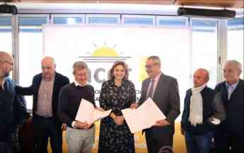 Firma del acuerdo entre Parkia y la ACET