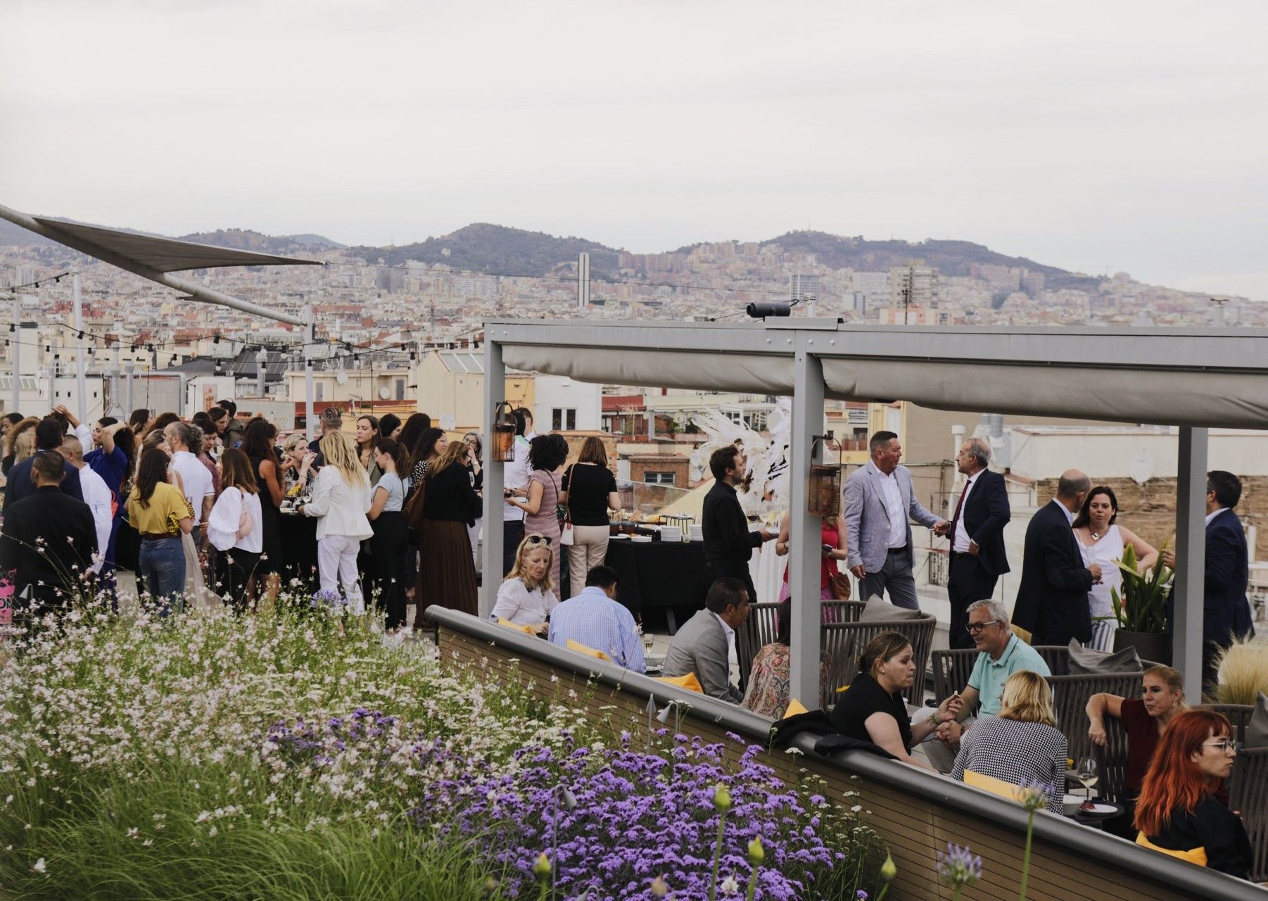 InterContinental Barcelona reúne a más de 250 invitados en la Fallin’ Angels Party, su primera gran fiesta