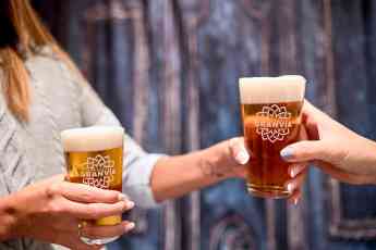 Foto de Cervezas Gran Vía celebra un año de producción