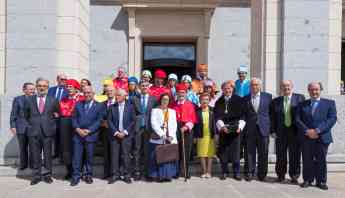 Javier Delgado Barrio investido Primer Doctor Honoris Causa de la Universidad Isabel I
