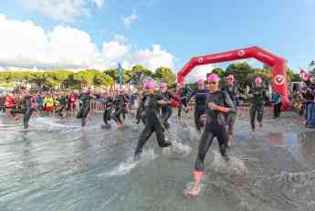 Más de 1.100 triatletas se disputarán mañana la Challenge Peguera Mallorca