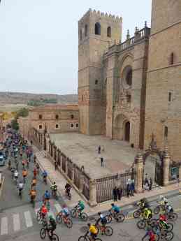 Alejandro Gómez y Esther Tabernero se imponen en la IX Escarcha Xtreme, y en la general del Circuito MTB de Diputación