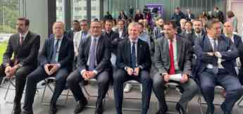 El Presidente de la Xunta inaugura la nueva sede del CEIN de DXC Technology en Galicia