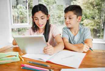 Miopía, el regalo estrella en Navidad: los dispositivos electrónicos y el entretenimiento online, entre los productos más comprados para los más jóvenes