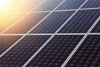 Redexis y EiDF firman una alianza para impulsar el autoconsumo solar fotovoltaico 