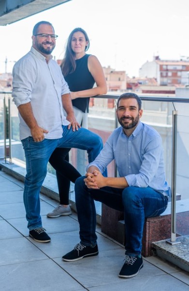 Fotografia De izquierda a derecha: Roberto Delgado, CEO y cofundador;