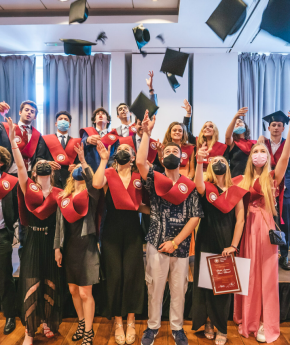 ¿Bachillerato británico o bachillerato internacional? Cómo acceder a los estudios con más salida laboral