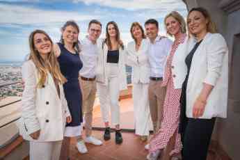 Advantage Consultores celebra sus 20 años en el punto más alto de Barcelona con 150 invitados del mundo profesional y empresarial