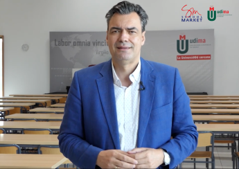 Noticias Marketing | Víctor Núñez, en una de las aulas virtuales
