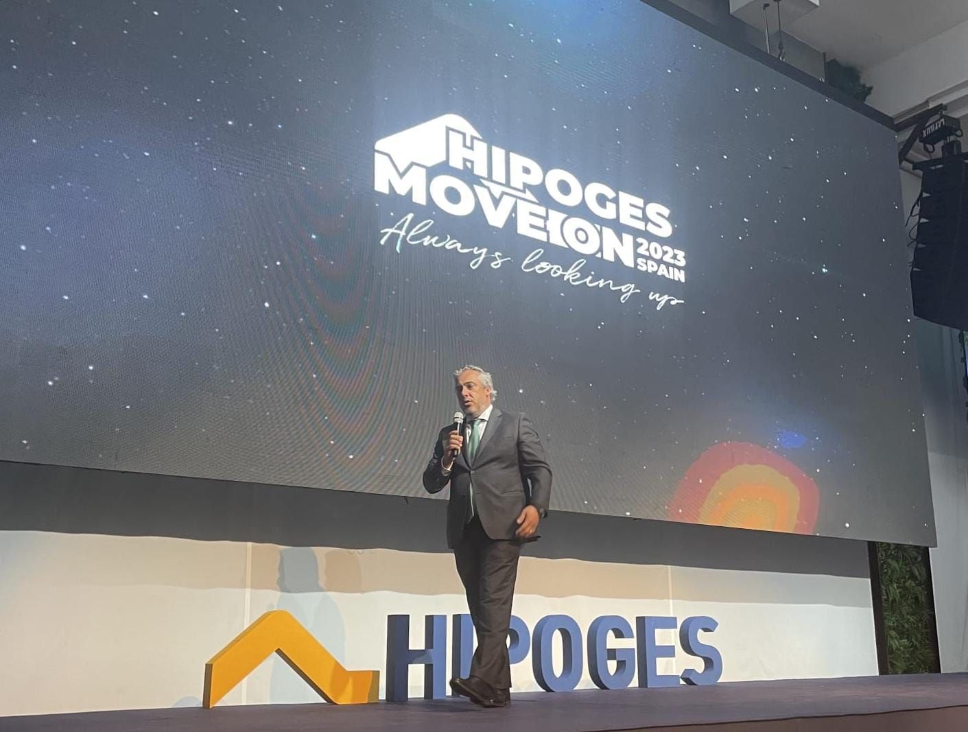 Fotografia Hugo Vélez, Managing Partner y CO-CEO de Hipoges durante