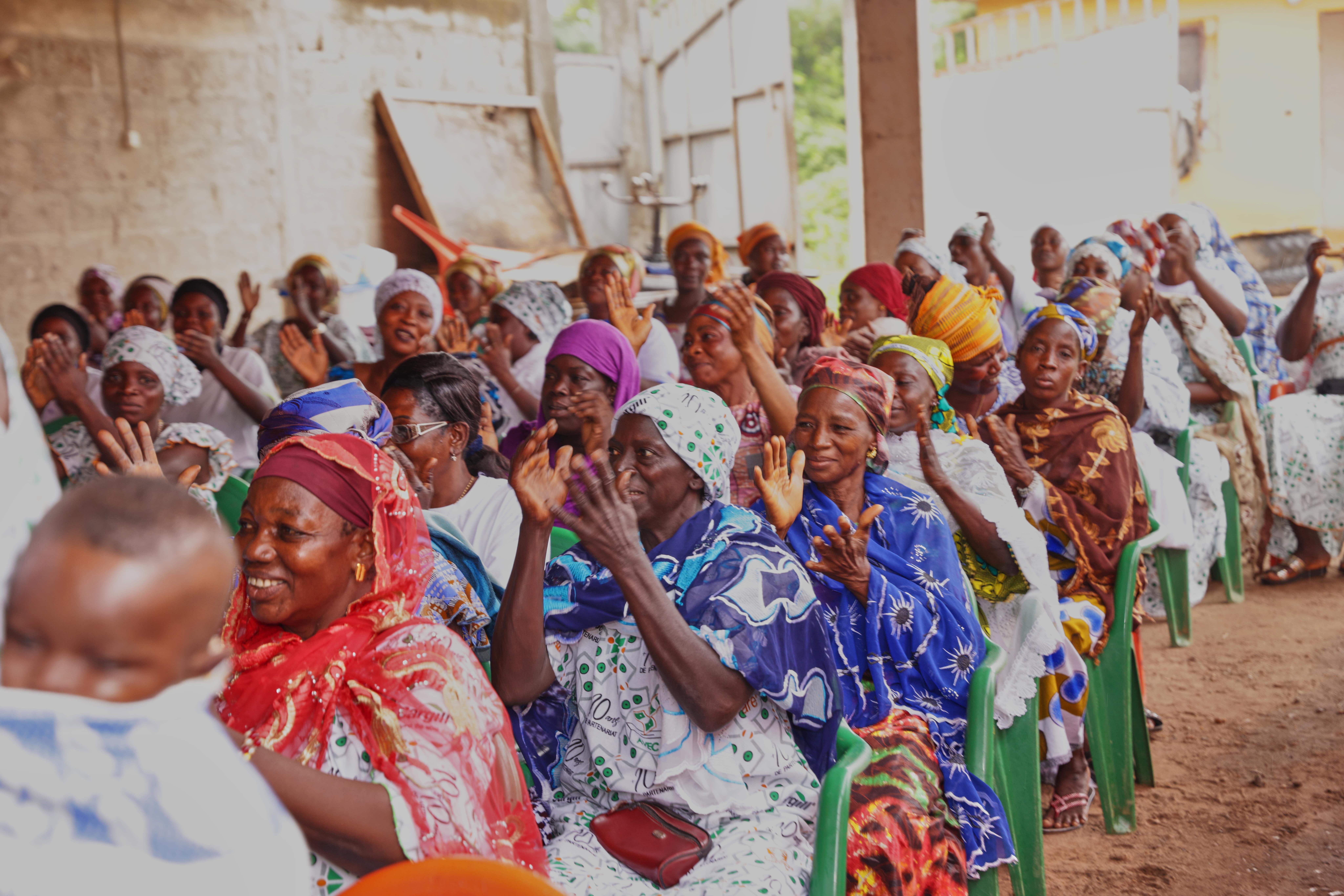 Magnum celebra el crecimiento de su programa "AWA" para empoderar financiera y socialmente a cientos de mujeres de Costa de Marfil