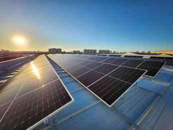 Instalación de placas solares.
