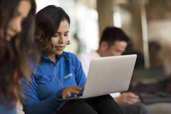 Desafíos y motivaciones que influyen en el emprendimiento femenino