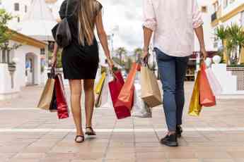Black Friday: La psicóloga Ana Lucas alerta de las compras como regulador emocional