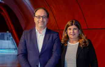 Noticias Franquicias | David Sastre, CEO de SEUR y María Luisa