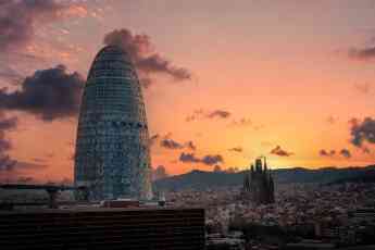 Noticias Cataluña | Atardecer en Mirador Torre Glòries