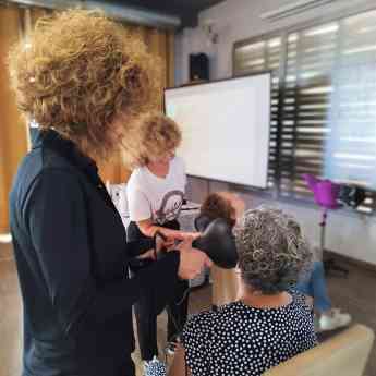 Noticias Belleza | La academia de peluquería especializada en rizos
