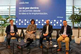 Noticias Tecnología | Ponentes de la jornada 'La IA por dentro'