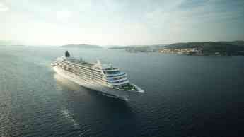 Barco Crystal Cruises