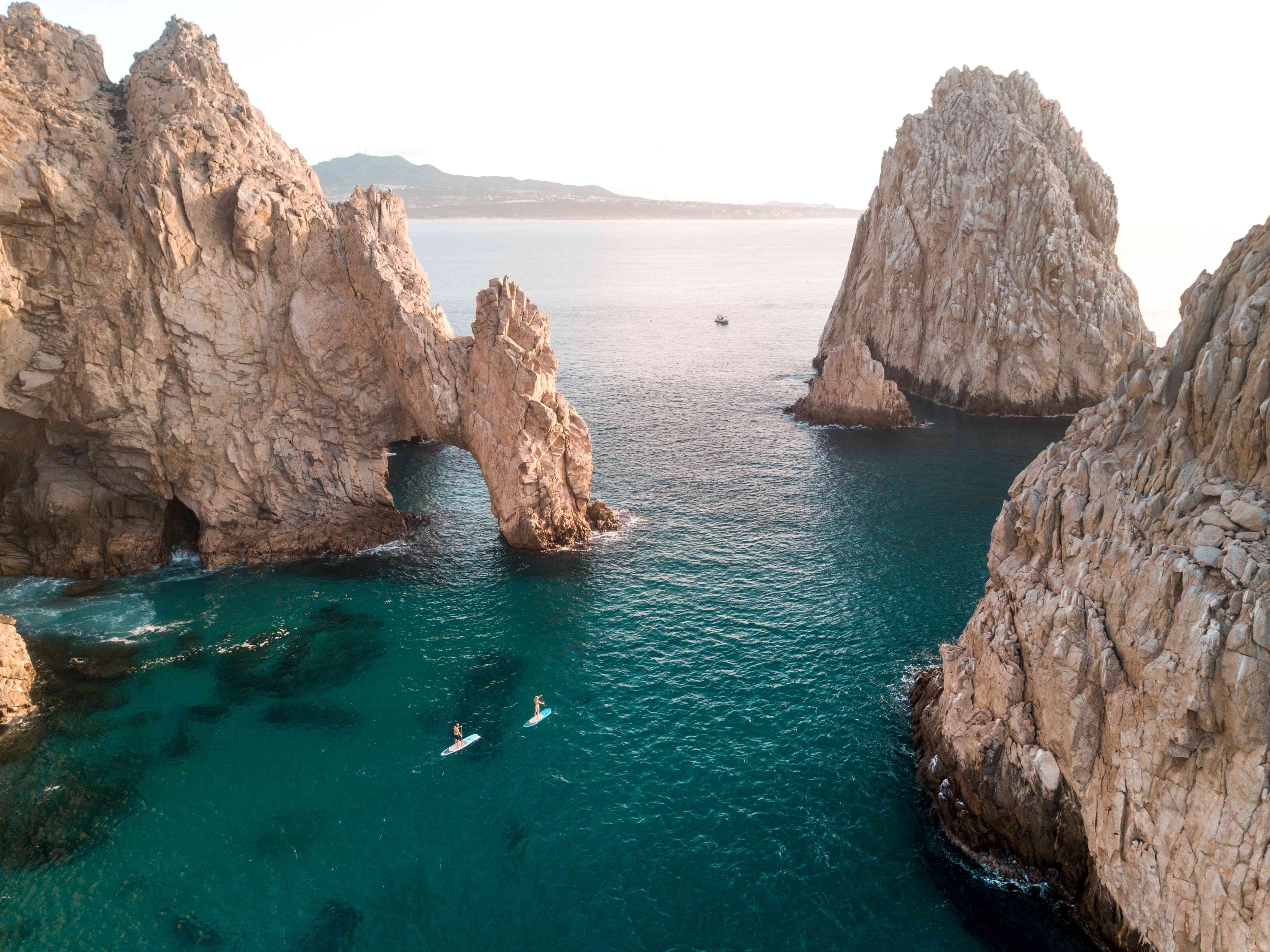 Los Cabos: Epicentro del Turismo de Lujo, Sostenibilidad y Alta Gastronomía en México 1