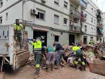 Noticias Ecología | Trabajo voluntarios del servicio de Gandía