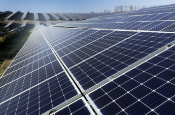 Las energías renovables generarán la mitad de la electricidad mundial en 2030, según la AIE
