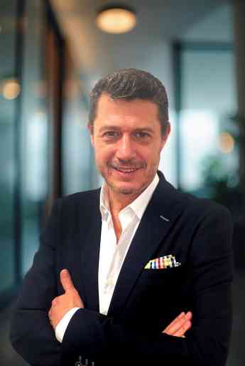 La lucha por el control de la IA, según Fernando de Águeda, vicepresidente europeo de Scalian