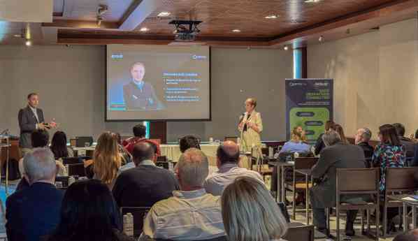Opentix y Sislei reúnen a 160 despachos en su gira de eventos sobre normativa e inteligencia artificial