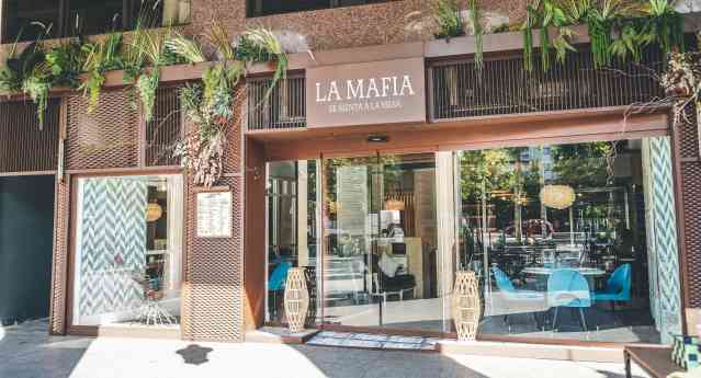 La Mafia se sienta a la mesa celebra 25 años con una nueva identidad de marca que celebra lo especial de lo cotidiano y lo convierte en memorable 
