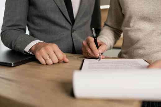 Cinco claves para que este verano las empresas apliquen correctamente la Ley en la contratación de duración determinada y así evitar sanciones de hasta 10.000 euros por contrato