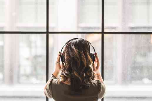 El 89% de los españoles que escucha audiolibros ha leído al menos un libro en el último año  