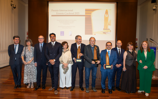 Serrat, Zapatero e Isidro Fainé son los Premios Ernesto Cardenal 2025  