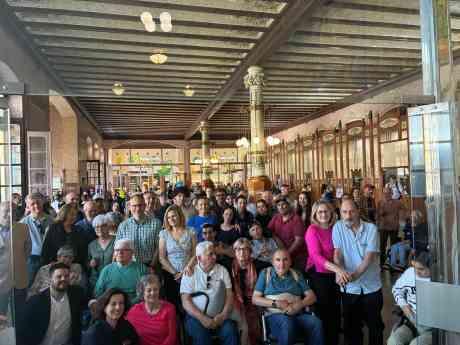 Valencia acoge la exposición "Cuidadoras, el corazón invisible", una mirada diferente sobre el cuidado de personas