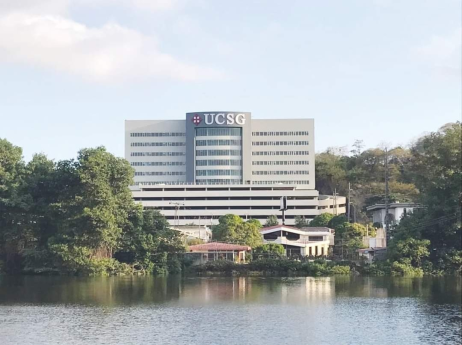 La Universidad Católica de Santiago de Guayaquil con el Grupo Doctrina Qualitas 