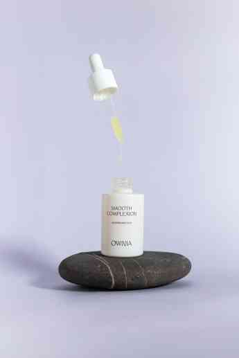 Ownia Cosmetics explica el error más común al tratar el acné adulto