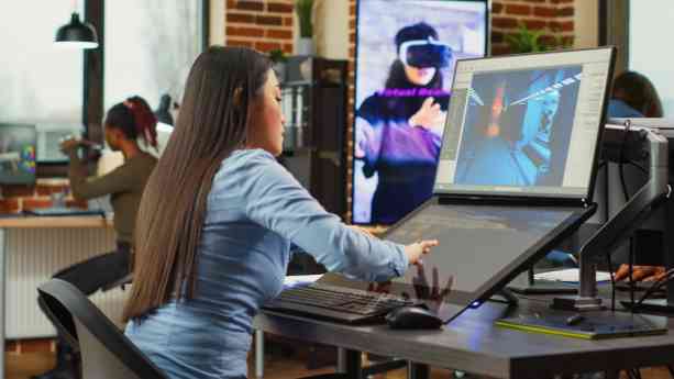 Las empresas españolas superan a Francia y Alemania en la contratación de talento digital