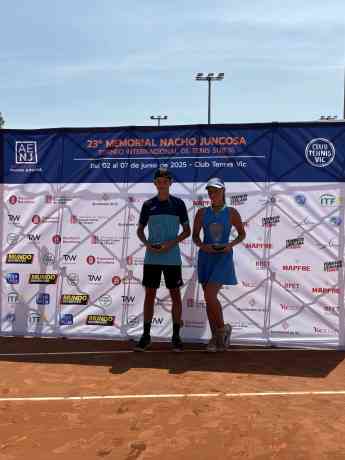 Irma Chukhlich y Aleix Galindo campeones del torneo Internacional de tenis u'16, 23º Memorial Nacho Juncosa