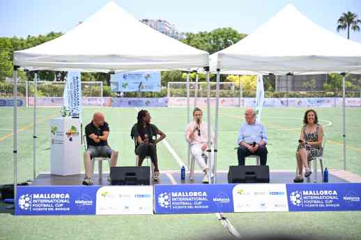 El torneo MIFC, Vicente del Bosque: deporte, valores y un impulso socioeconómico para Mallorca