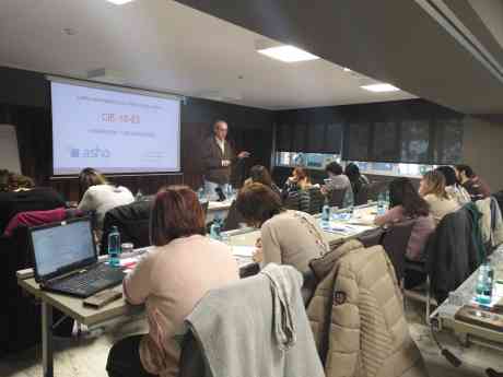 ASHO sigue apostando por la formación académica y celebra su 25 aniversario como empresa especialista en docencia de codificación clínica
