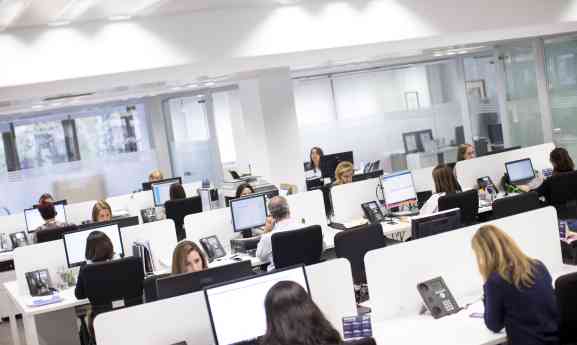 Konecta defiende la escucha activa para fortalecer la relación con el cliente