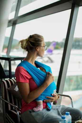 AirHelp recuerda los derechos para viajar en avión en familia este verano