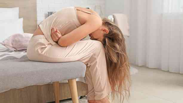 "Tradicionalmente se ha asumido que el dolor menstrual es normal", doctora Anita Scrivo, ginecóloga del Hospital Quirónsalud Bizkaia