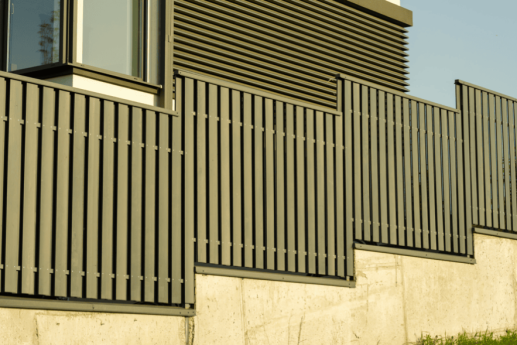 Aluvidal apuesta por la instalación de vallas de aluminio en Zaragoza como solución duradera y estética