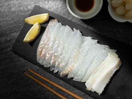 Llega a España el hirame de Corea, un tipo de rodaballo premium, apto para consumir crudo