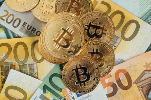 Crypto Mercados y Pymes analiza las previsiones sobre el precio de Bitcoin hacia 2030