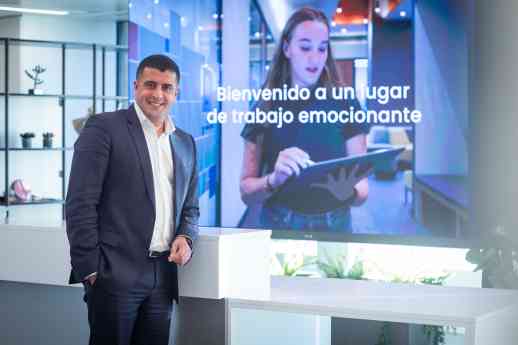 Konecta y CrewAI se unen para transformar las operaciones de CX con IA agéntica