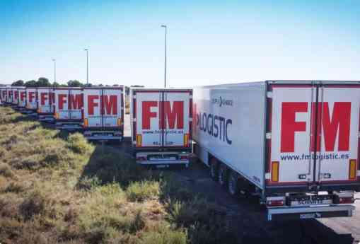 FM Logistic Ibérica refuerza su flota con 40 nuevos tráilers rotulados para consolidar corredores de transporte más robustos
