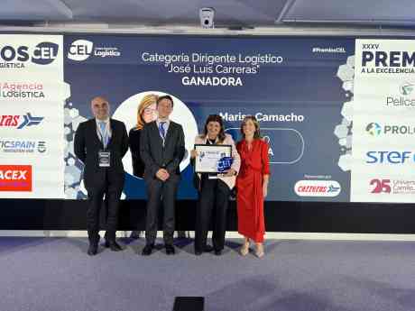 Marisa Camacho recibe el Premio CEL Dirigente Logístico "José Luis Carreras" en la XXXV edición de los Premios CEL a la Logística